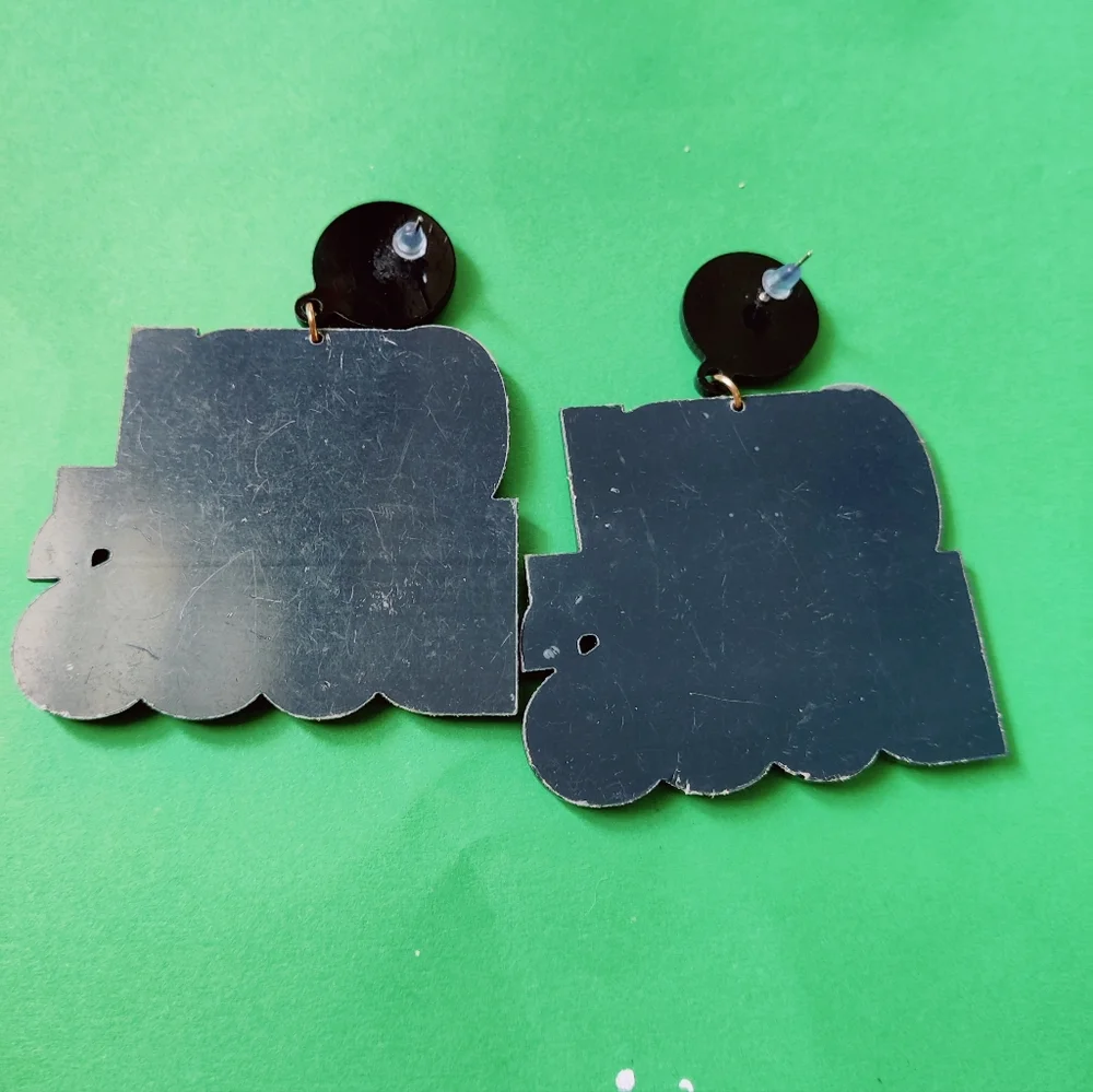 New earring girl boss🥰 - Picture 3 of 3